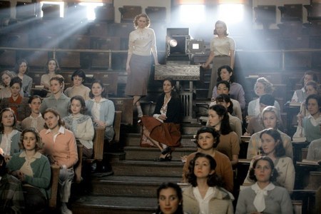 Katherine_watson_monalisasmile